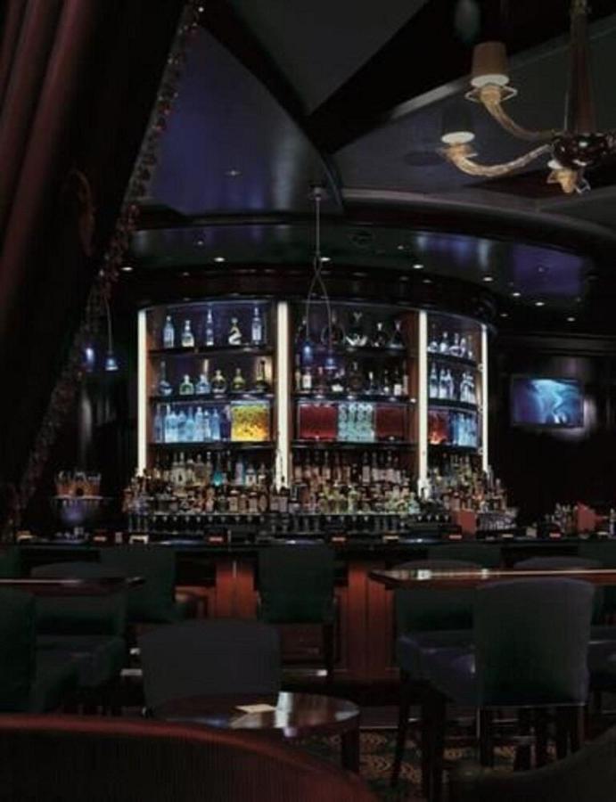 The Signature At Mgm Grand By Suiteness Las Vegas Exteriör bild